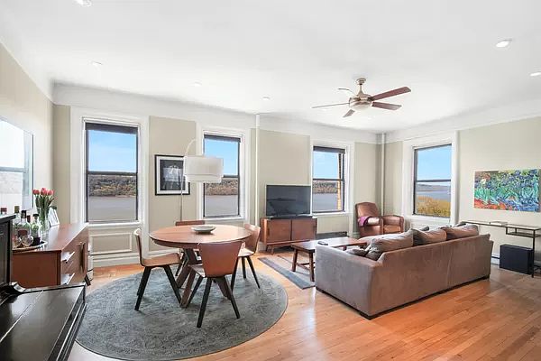 1st image of 875 W 181st St APT 4M