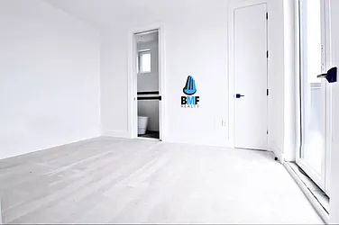 Rented by City Prime Commercial Realty 