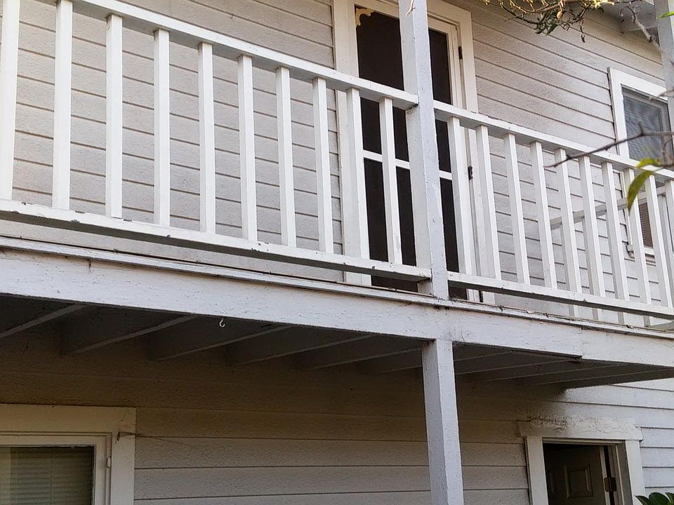 1st image of 362 C Ave