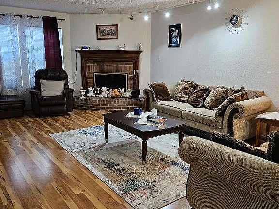 5th image of 14267 Holly Berry Cir