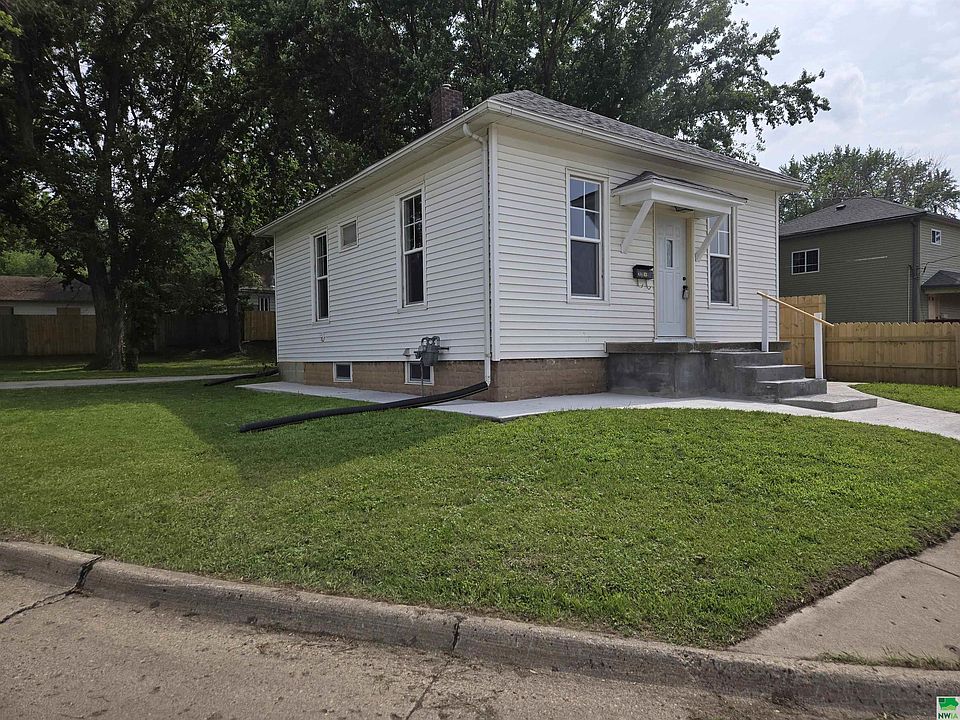 1st image of 3130 Dace Ave