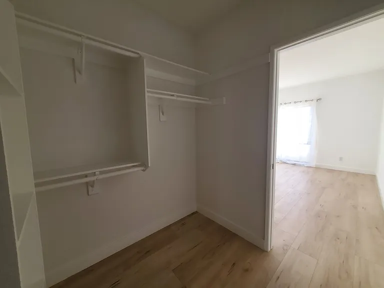 1546 Amherst Ave #302 — Photo 23
