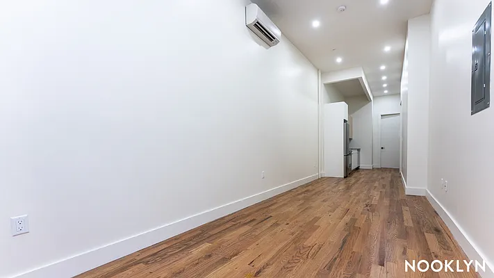 Rented by Nooklyn NYC LLC | media 2
