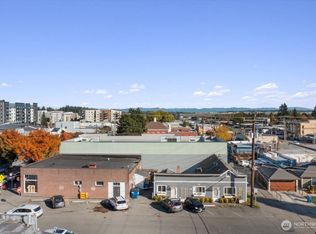 15212 9th Ave SW, Seattle, WA 98166