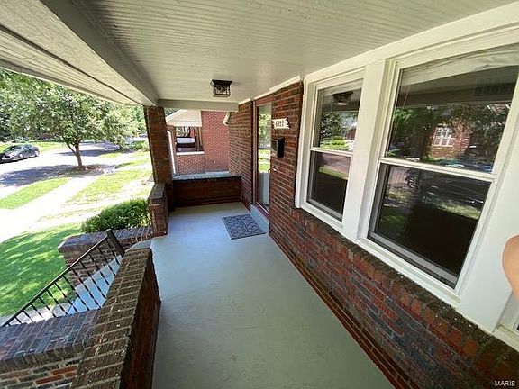 3rd image of 6922 Dartmouth Ave