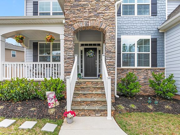 3rd image of 1415 Dalton Pl