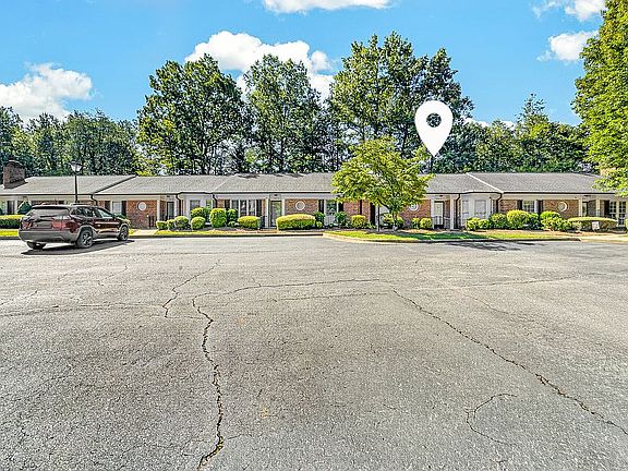 2nd image of 2019 Union Rd APT D
