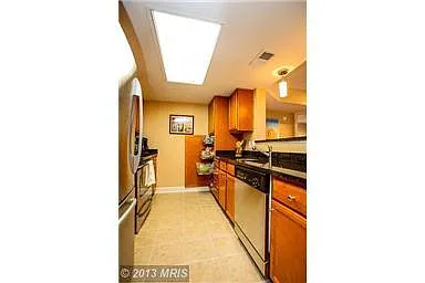 11800 Sunset Hills Rd Photo 1
