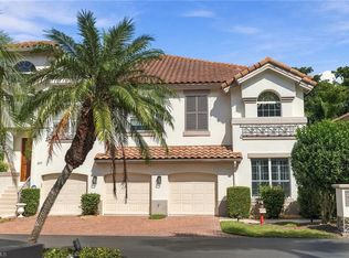 269 Colonade Cir #2802, Naples, FL 34103