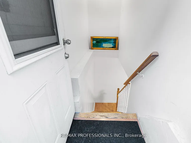 161 Bob Yuill Dr #BASEMENT — Photo 2