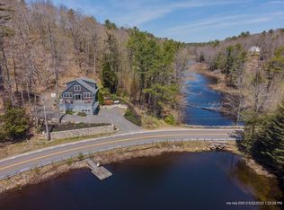 147 Lakeside Dr, Boothbay Harbor, ME 04538