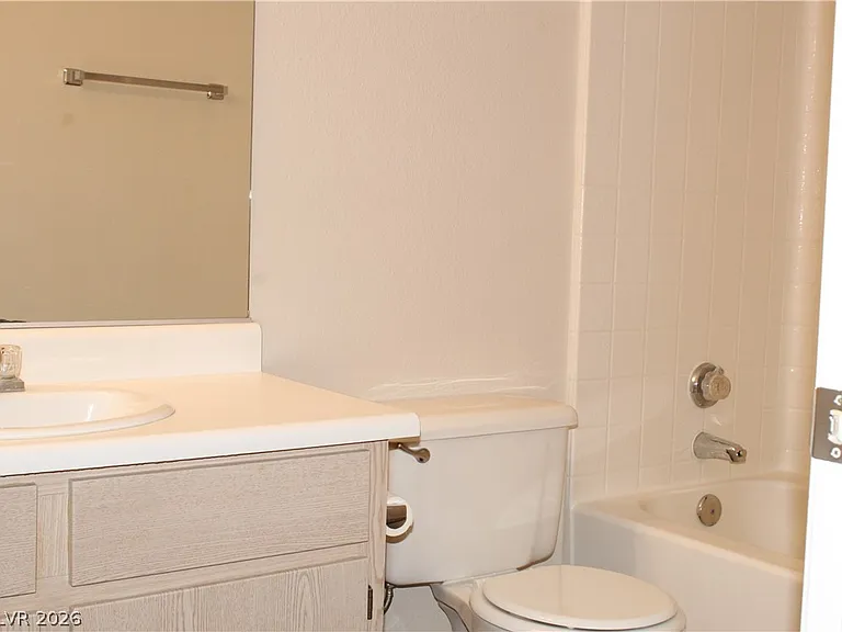 7885 W Flamingo Rd #2021 — Photo 15