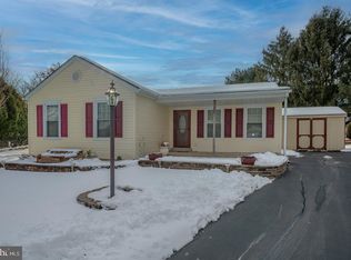 34 Cambridge Ct, Downingtown, PA 19335