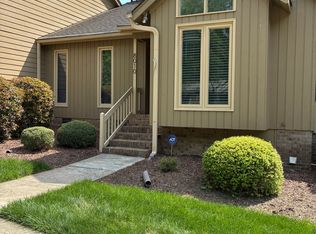 8010 Grey Oak Dr, Raleigh, NC 27615