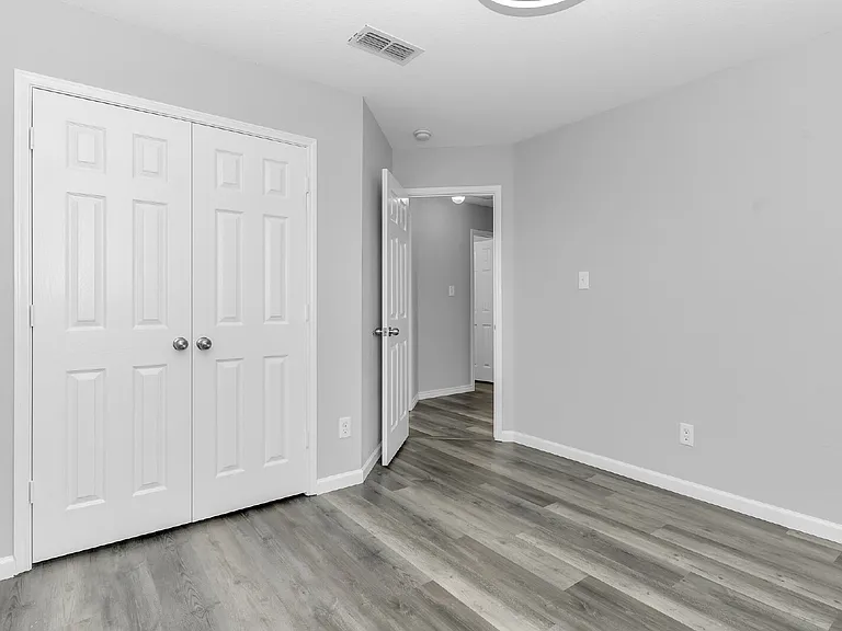 7321 Grass Valley Trl — Photo 26