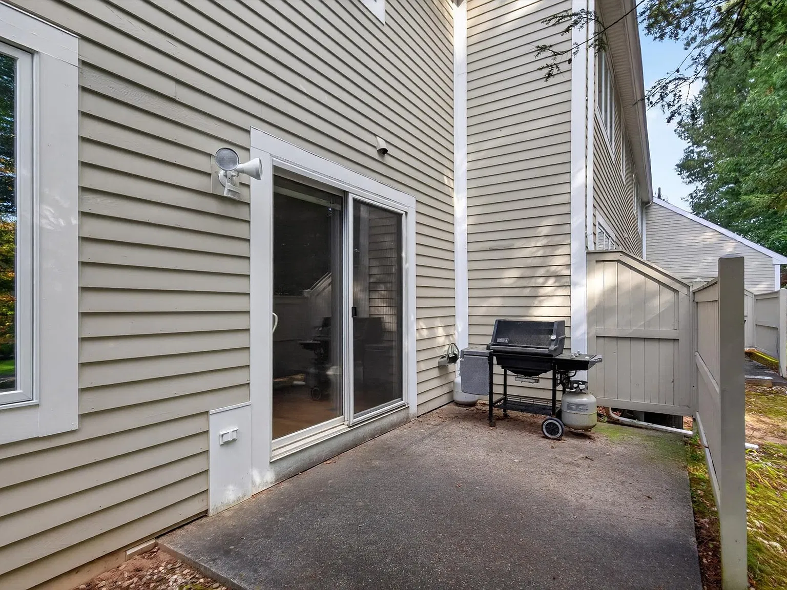2 bed, 2.5 bath, 1803 sqft, $3,000 — Photo 4