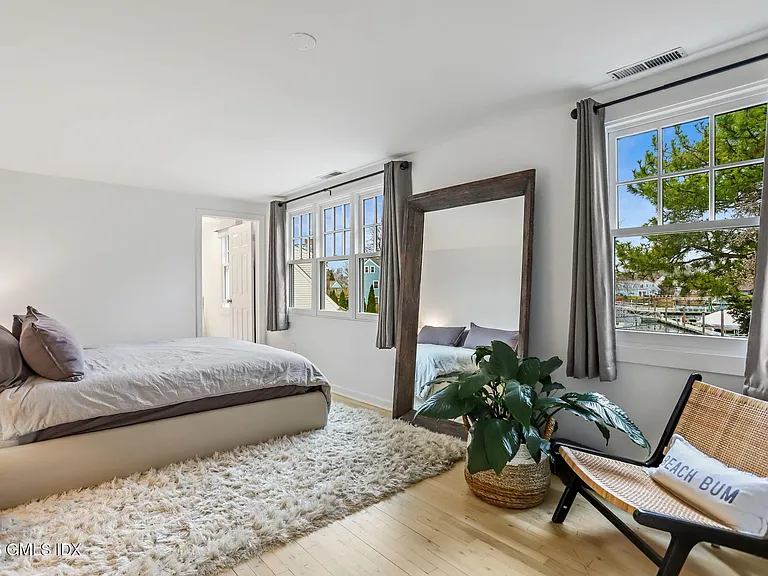 87 Dolphin Cove Quay — Photo 17
