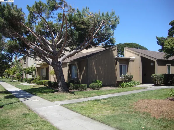 3172 Fiji Ln, Alameda, CA 94502