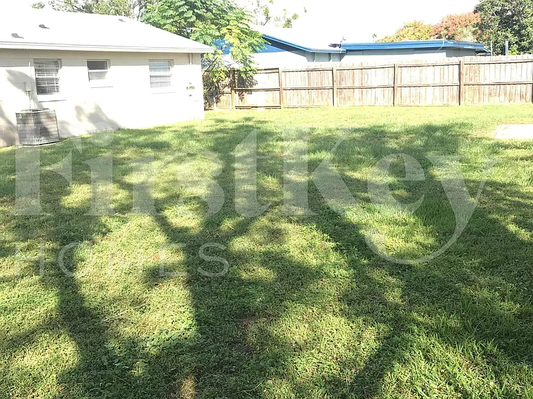 660 Flagler Dr — Photo 20