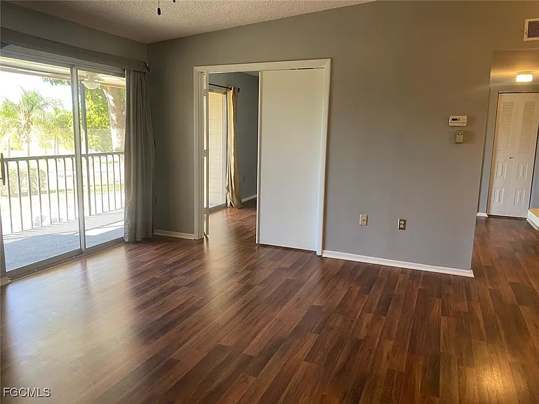 5713 Foxlake Dr #5 — Photo 17