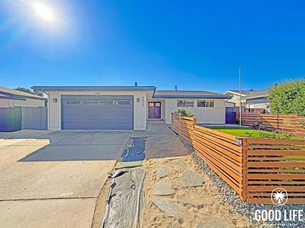 8617 Carlton Oaks Dr, Santee, CA 92071