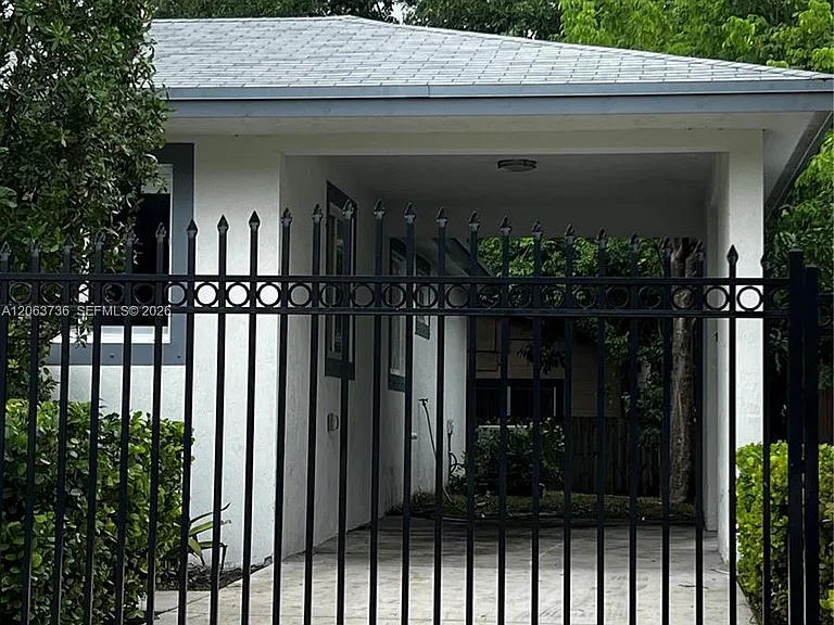 6301 NW 1st Pl — Photo 42