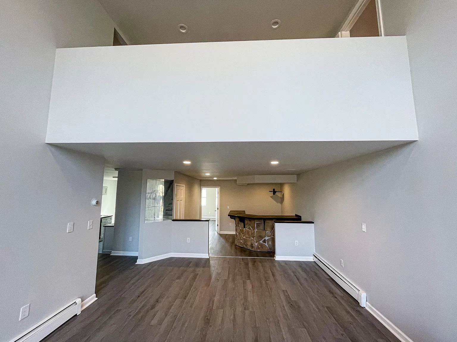 1708 Lower Rocky Dale Rd — Photo 2