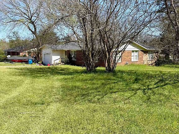 4th image of 511 Short St