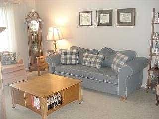 2nd image of 2403 Carriage Dr