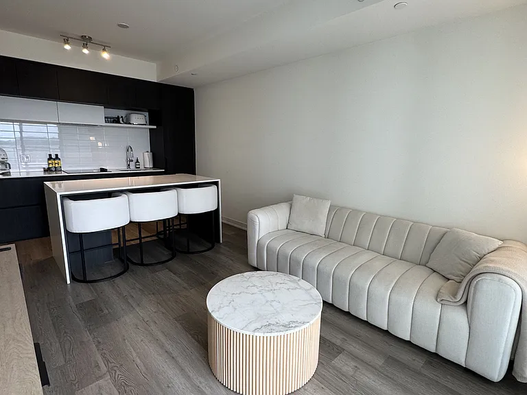 6 David Eyer Rd #601 — Photo 23