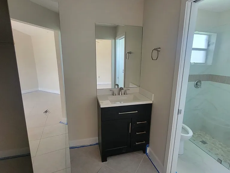 17544 NW 63rd Ct — Photo 4