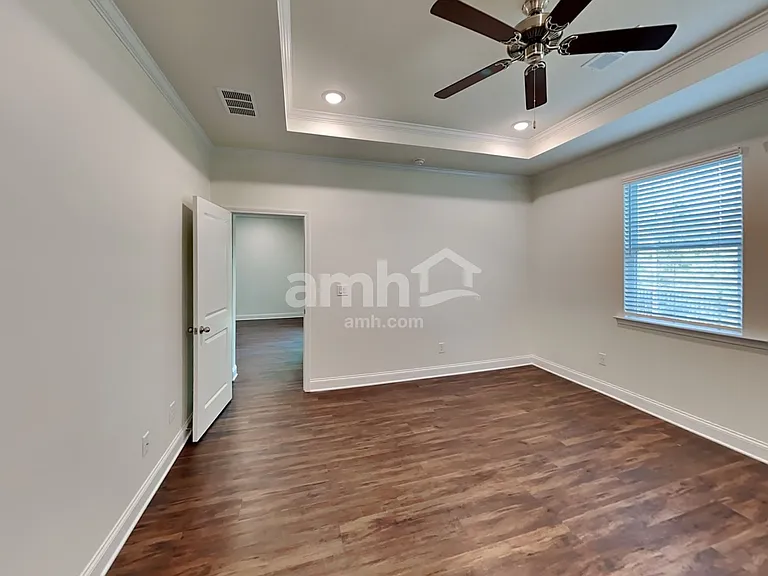 198 Willow Ln — Photo 10