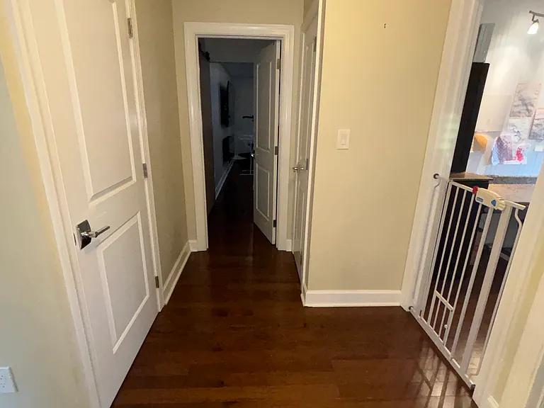 2909 Crafton Dr — Photo 15
