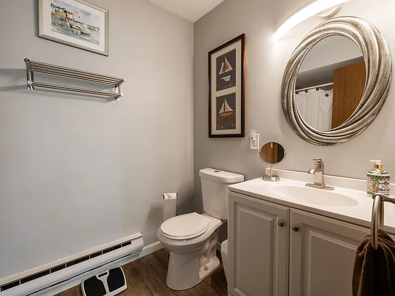 231 Nottingham Rd #I — Photo 11