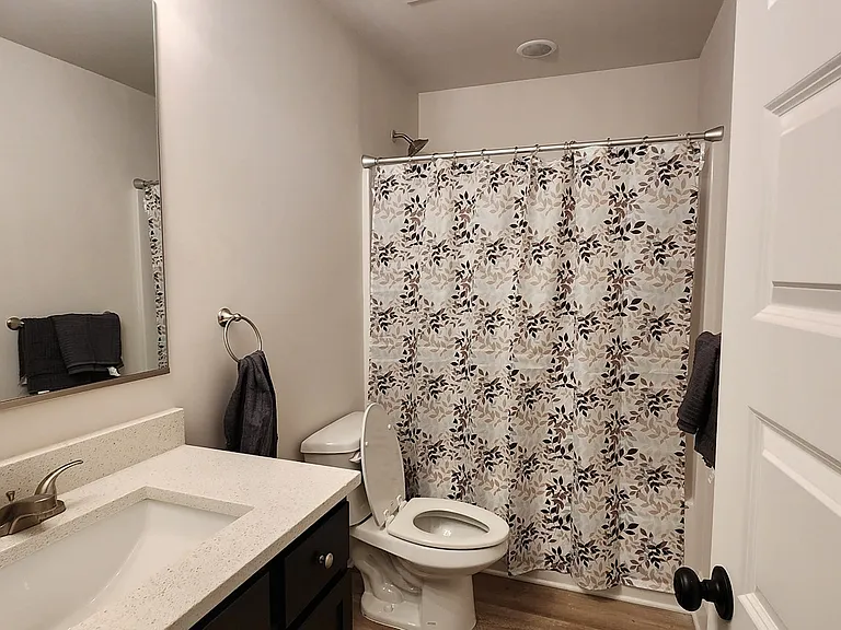 380 Lake St #2 — Photo 9