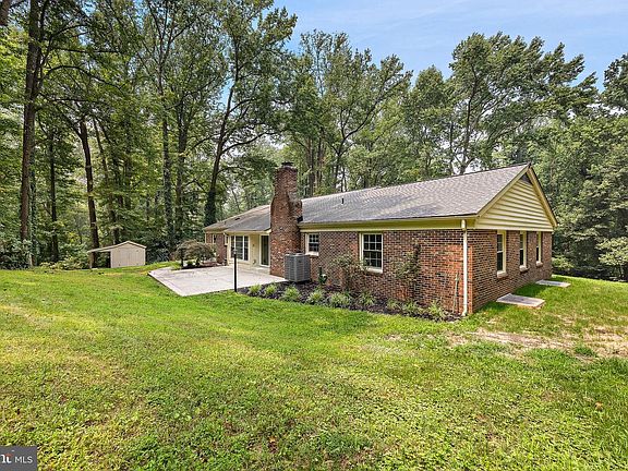 5th image of 6250 Sleepy Hollow Rd