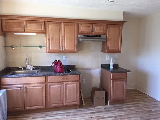 Rented by Proper Real Estate, LLC | media 10