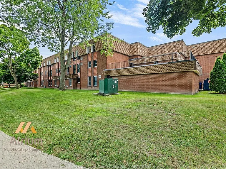 6555 Thornberry Cres #347 — Photo 4