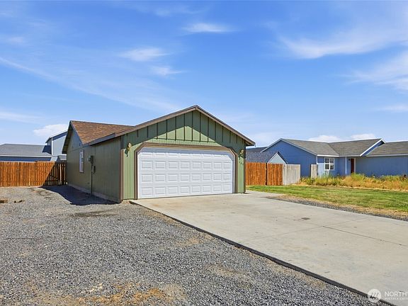 2nd image of 709 N Paxson Drive