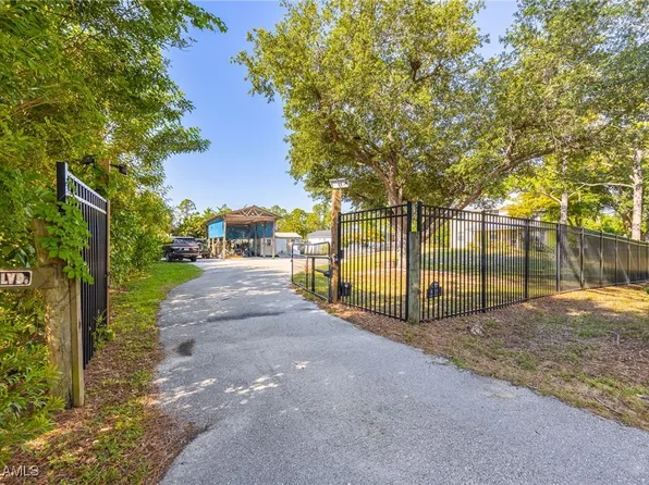 8711 Buckingham Rd, Fort Myers, FL 33905