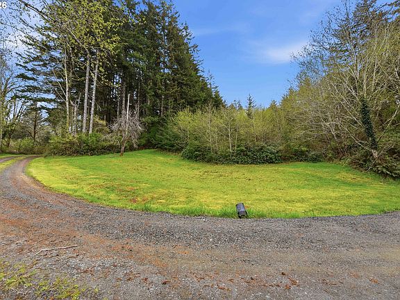 5th image of 0 E Bay Rd #1702