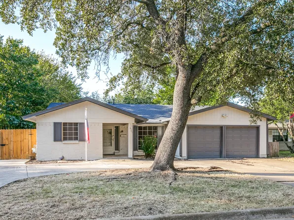 4701 Highgrove Dr, Fort Worth, TX 76132