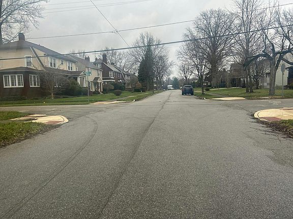 4th image of 304 Kenilworth Ave SE