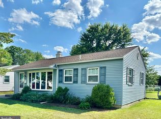 11 Courtland Rd, Camp Hill, PA 17011