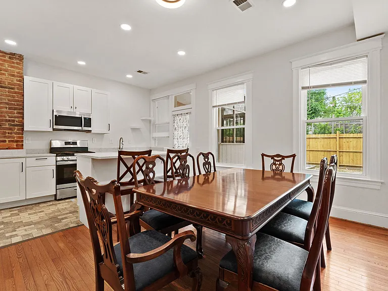 707 Quincy St NW — Photo 10