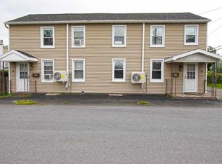 22 Hudson St, Waterford, NY 12188