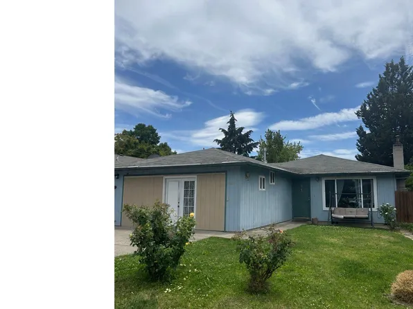 2122 Hill Way, Medford, OR 97504