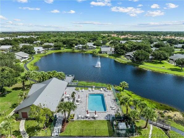 4056 NW Cinnamon Tree Cir, Jensen Beach, FL 34957