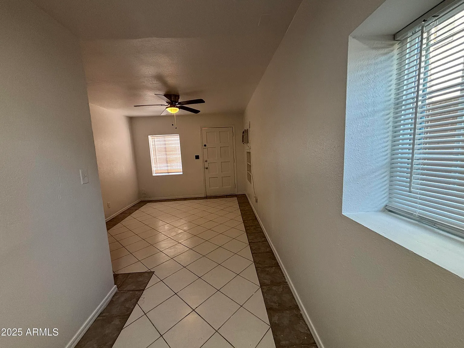 1 bed, 1.0 bath, 612 sqft, $650 — Photo 2