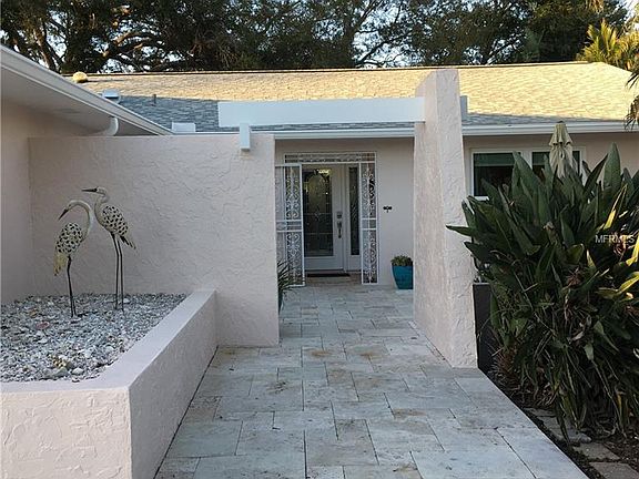 2nd image of 9298 Elm Cir